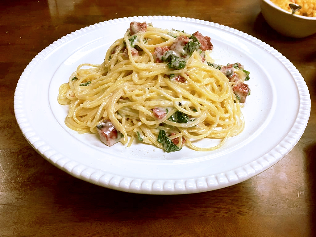 Chinese Sausage Alfredo with Spinach | DiLuigi Foods