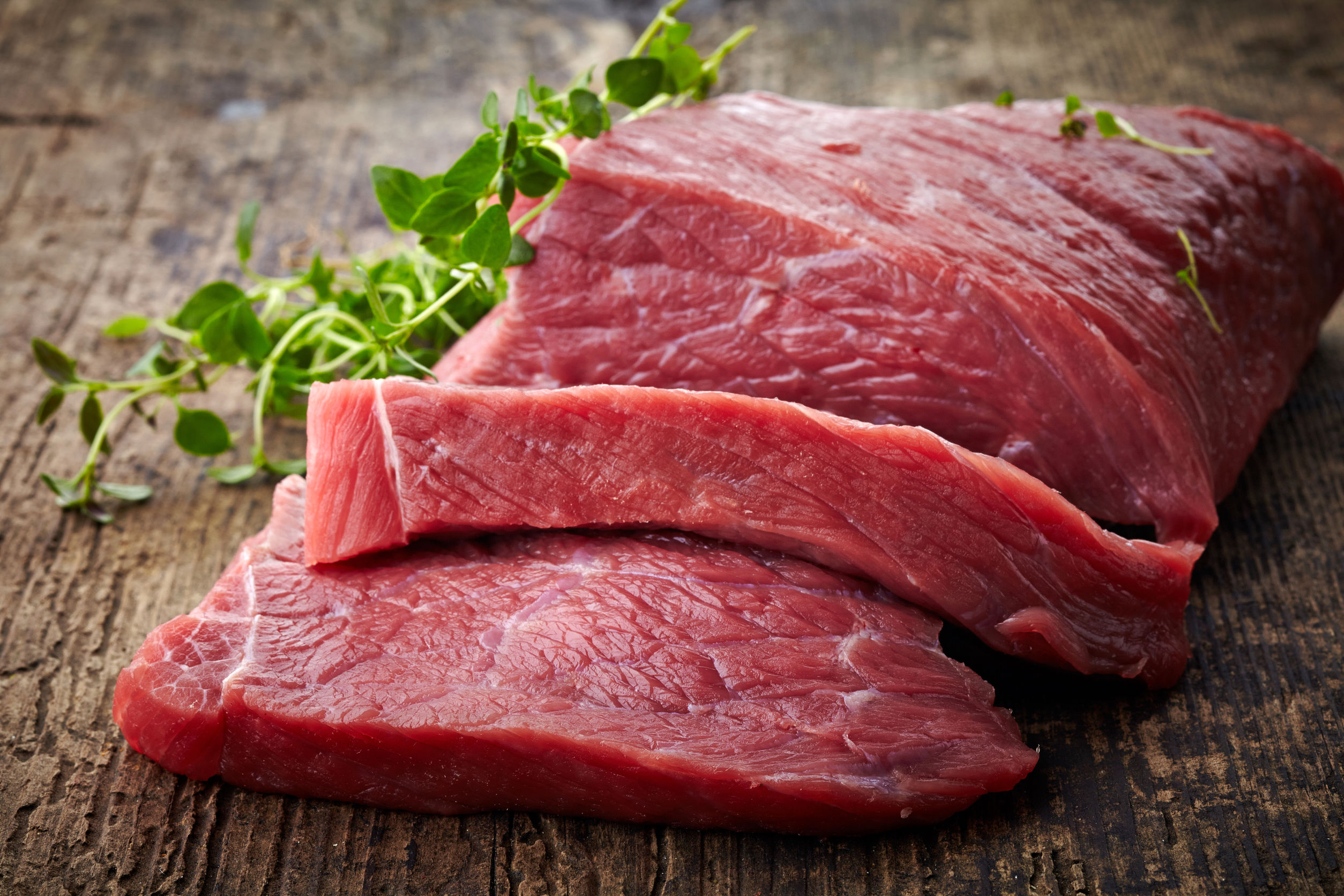 meat-suppliers-for-restaurants-top-questions-to-ask-diluigi-foods